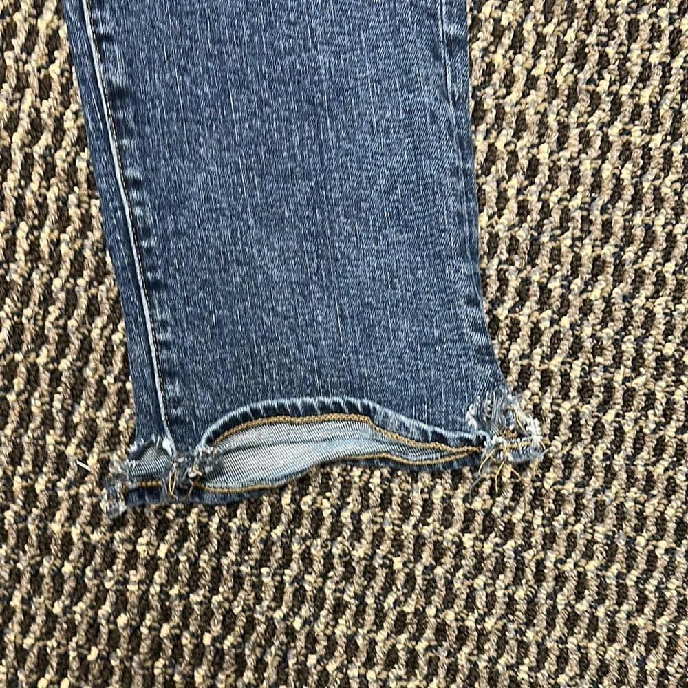 Women's Gap Straight Leg Jeans - Picture 4 of 6